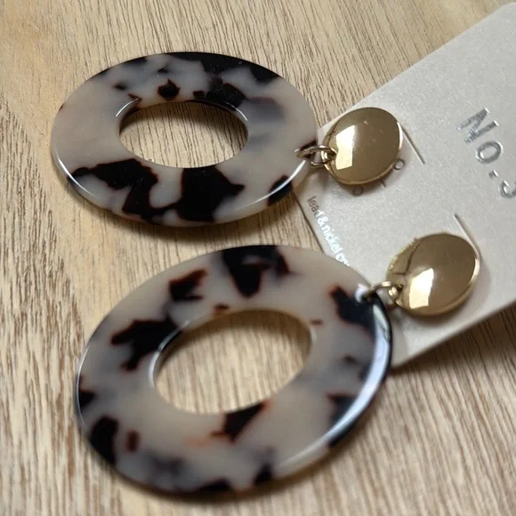 No 3 Tortoise Shell Oval Earrings 💗 Brown & Gold - Picture 6 of 10